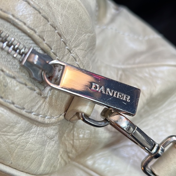 Gorgeous Danier Leather Satchel Crossbody Bag - Picture 6 of 11